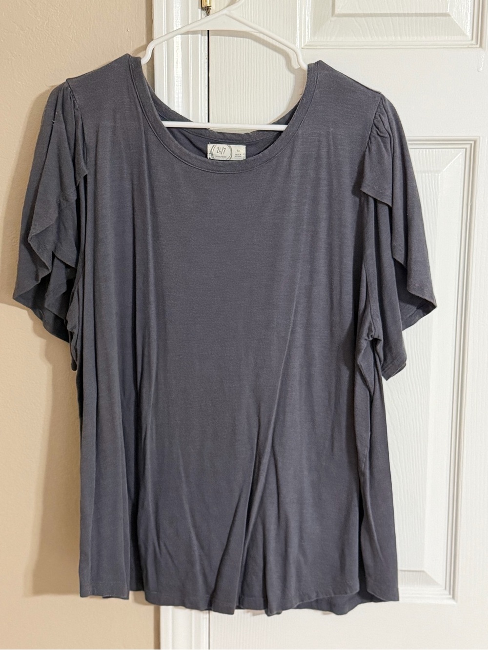 Maurices Gray Ruffle Sleeve Short Sleeve Top